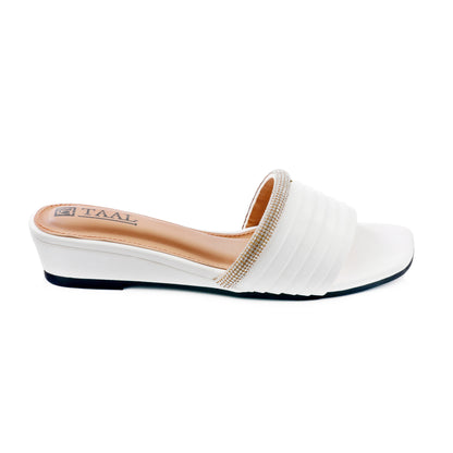 Bronti White Women Slippers