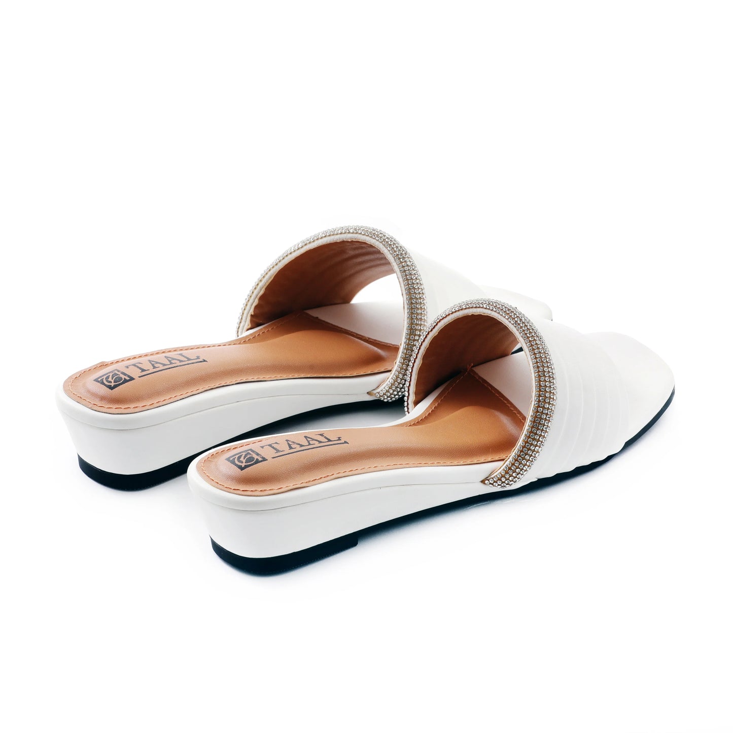 Bronti White Women Slippers
