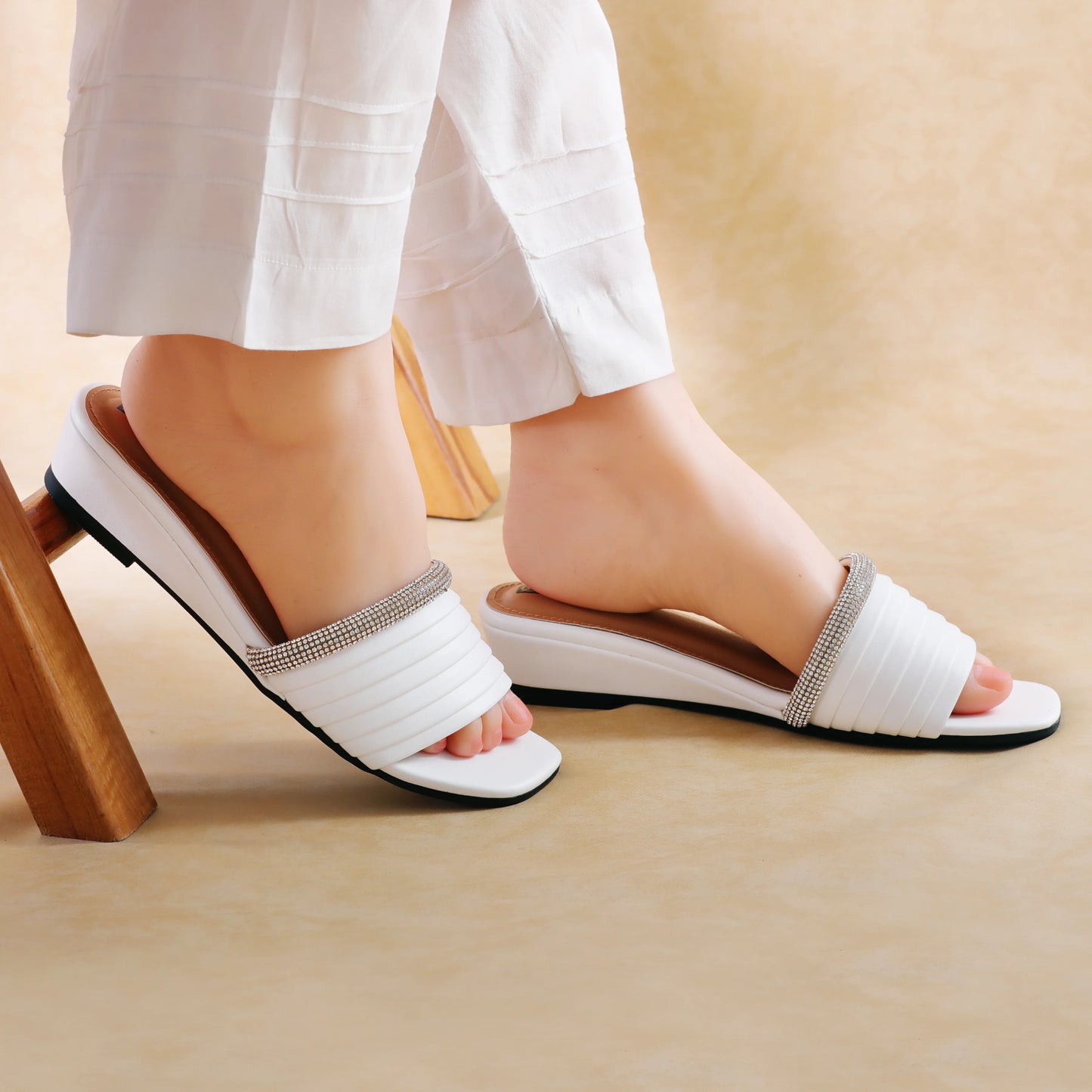 Bronti White Women Slippers