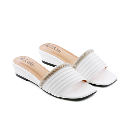 Bronti White Women Slippers