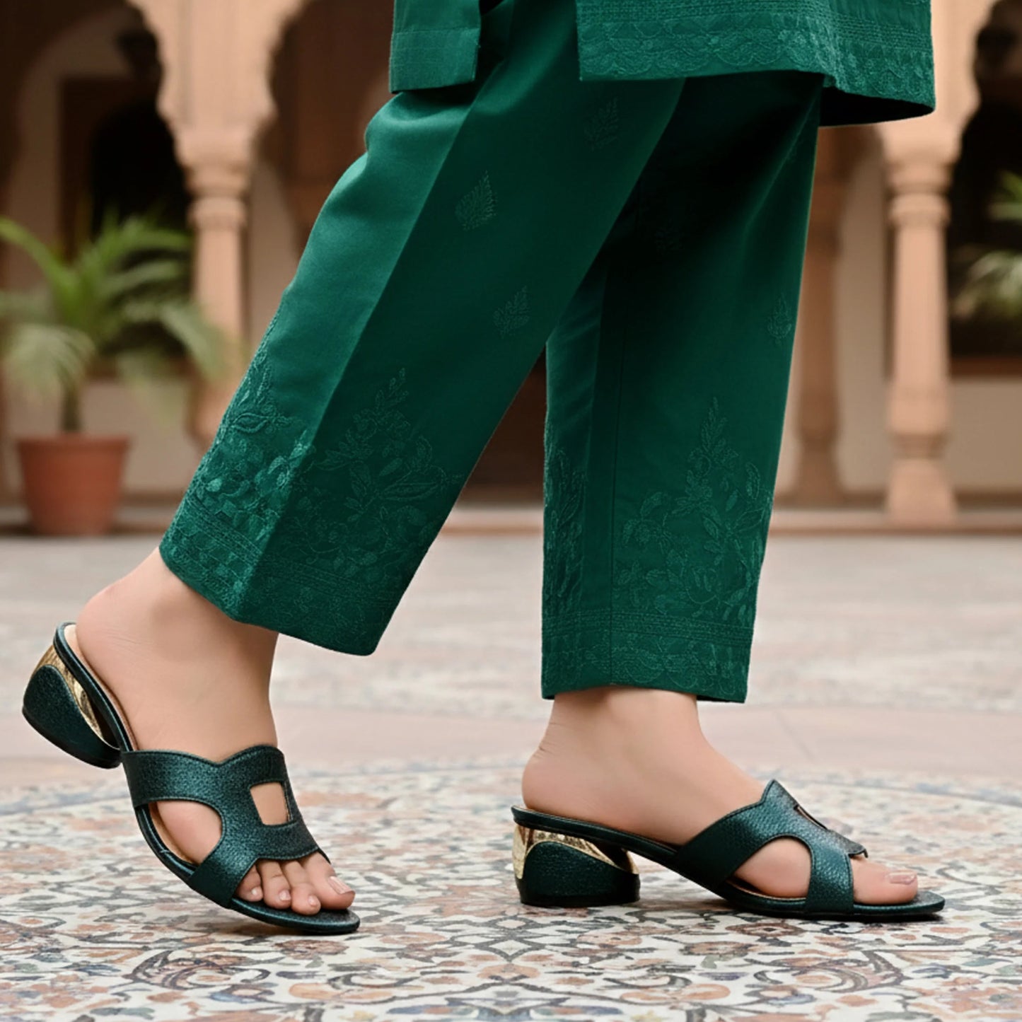 Chloe Green women Heels
