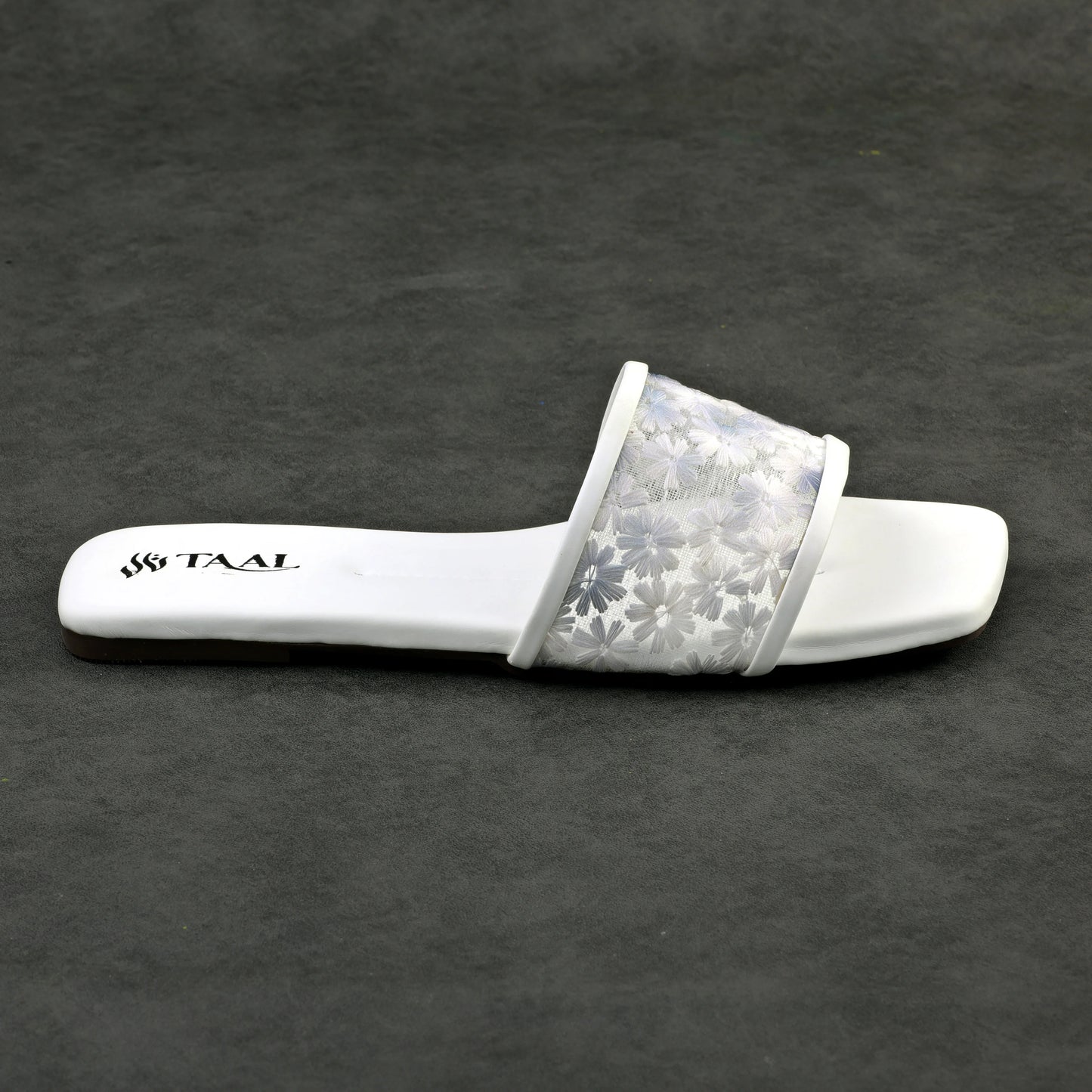 Flora White women flat slippers