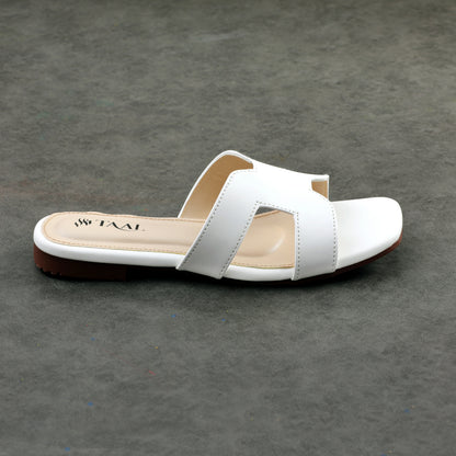 Herma White women slippers