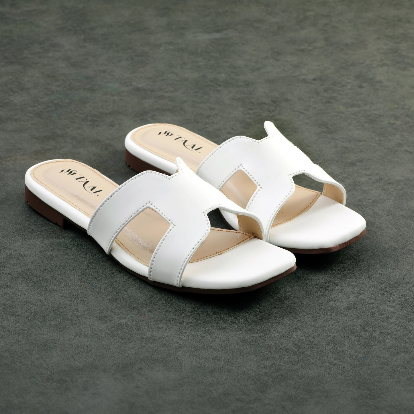 Herma White women slippers