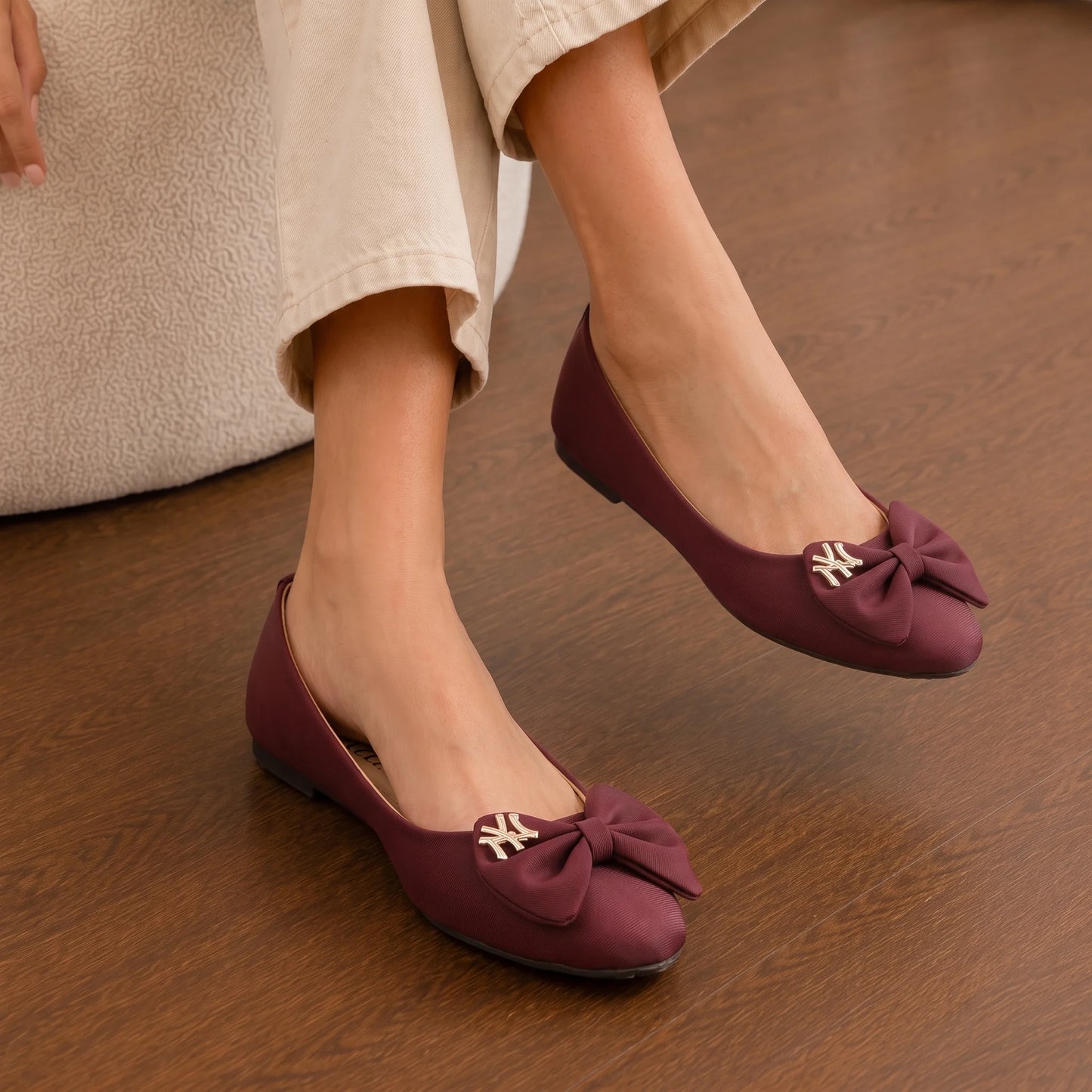 Mirel Maroon women pumps
