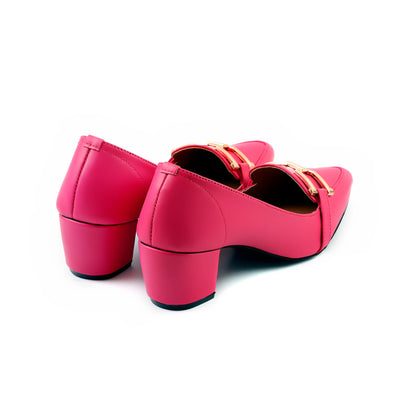 Nova Magenta women court shoes