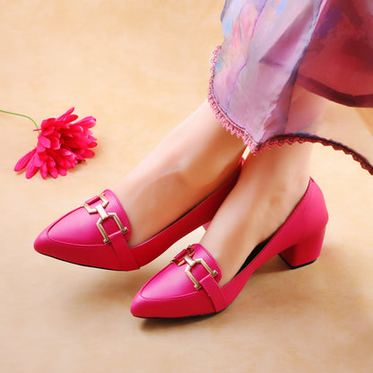 Nova Magenta women court shoes