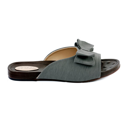 Novella Grey women's medicated slippers