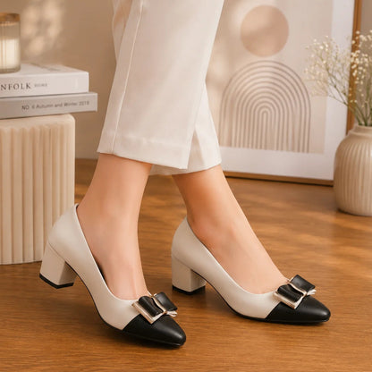Ostrow White & Black block Heeled Pumps