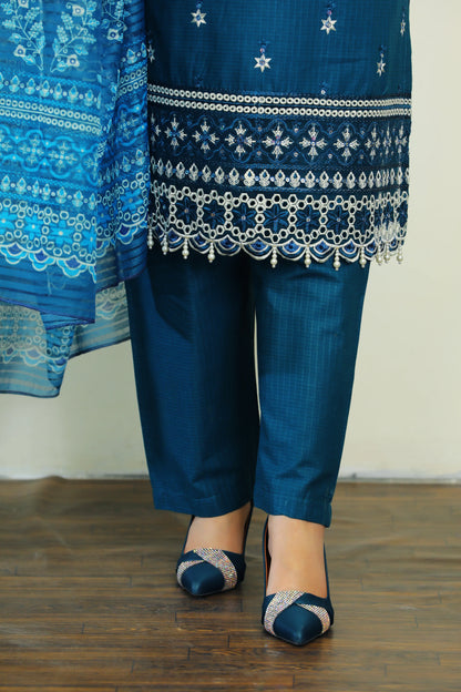 Ofeliya Zinc Embroidered 3Pcs