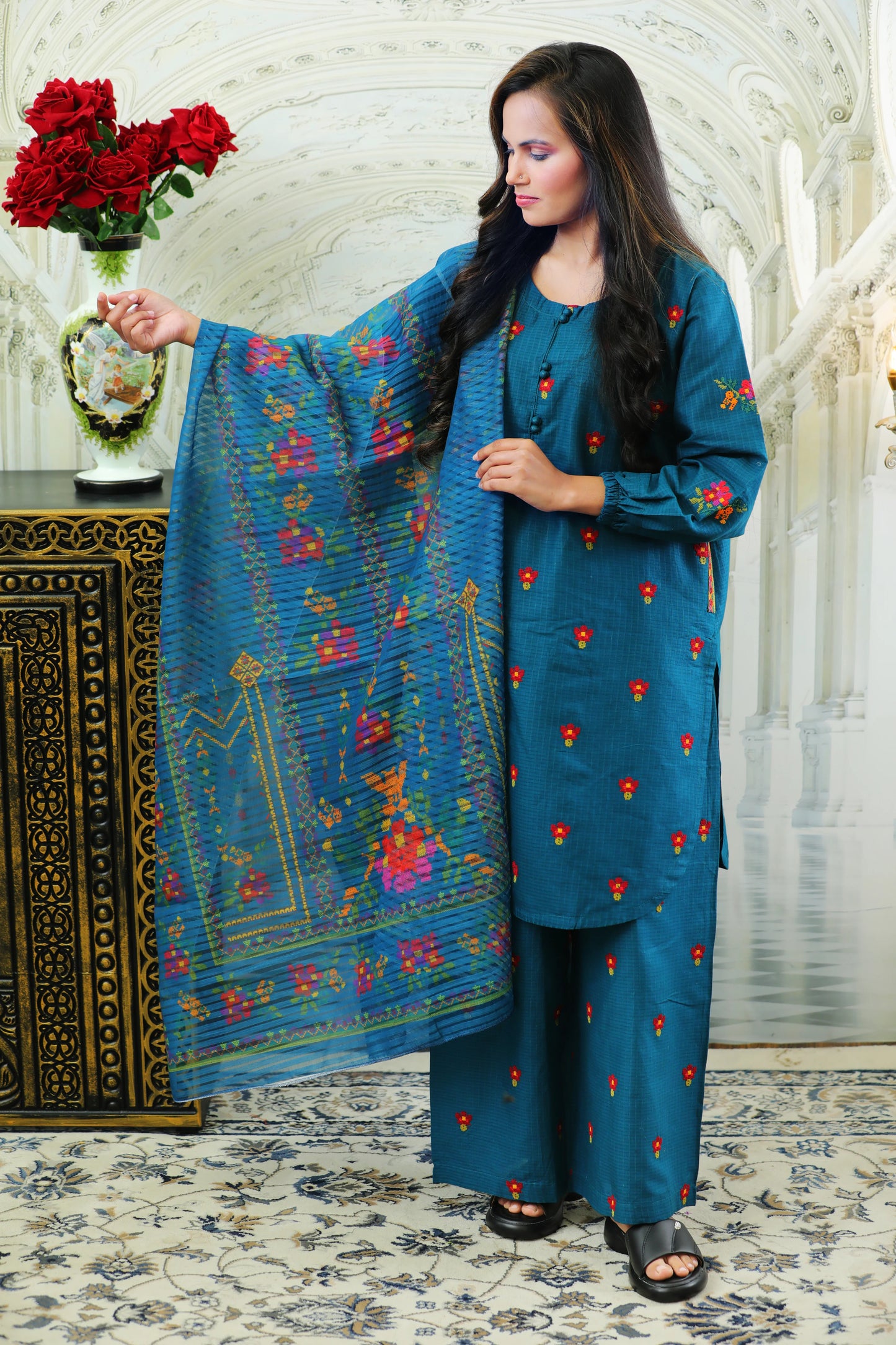Raisa Zinc Embroidered 3Pcs